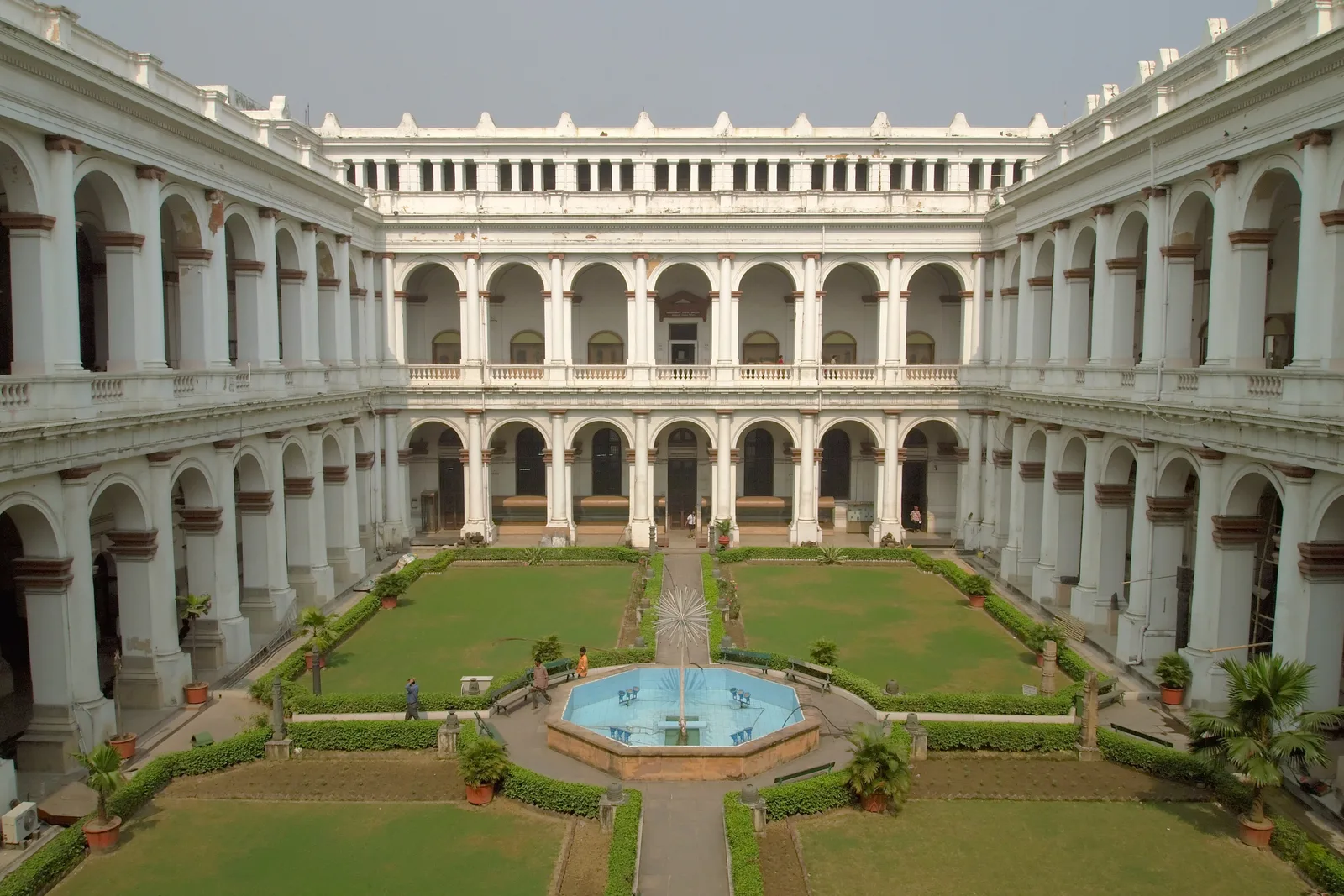 Indian Museum courtyard, Kolkata