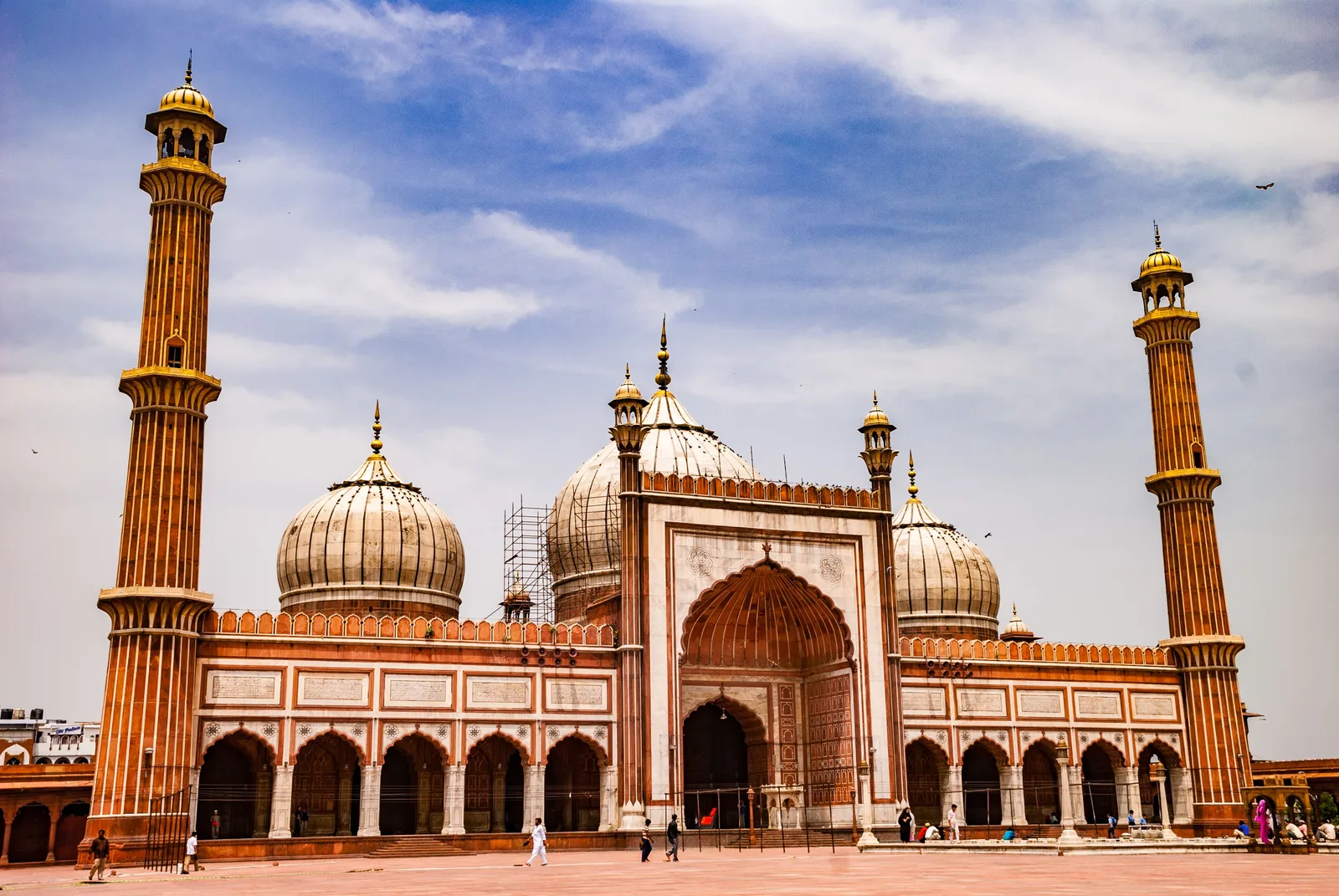 Jama Masjid, Delhi — courtyard at noon