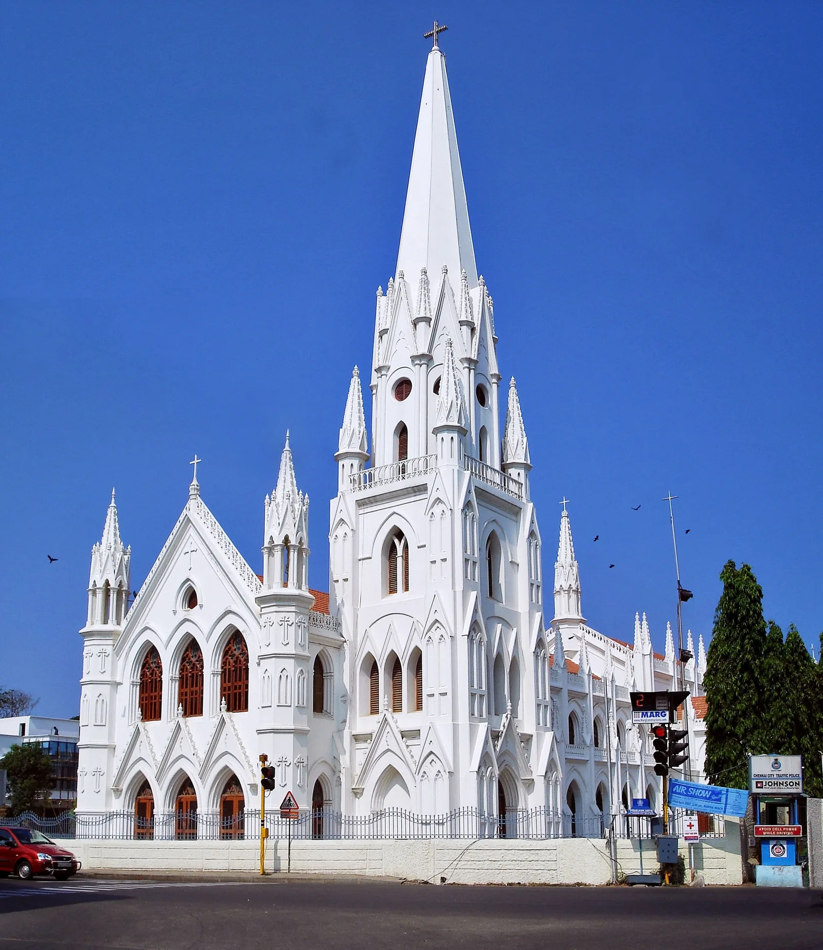 Santhome Basilica, Chennai